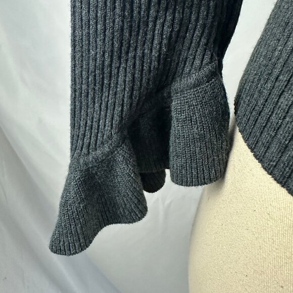 2000's era vintage style ruffle flared sleeve sweater (INC) - Picture 7 of 11